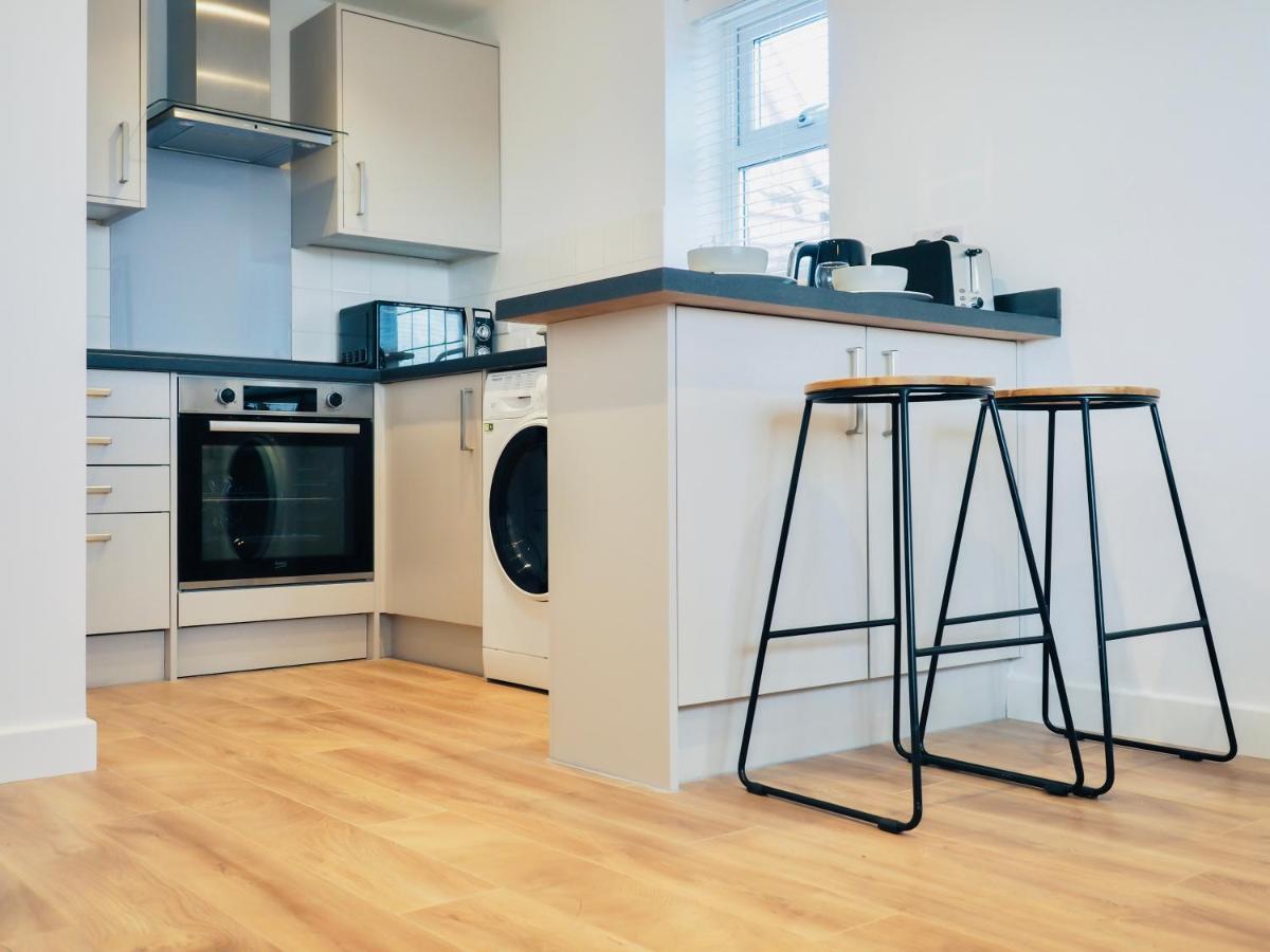 Apartmán Private Parking Stylish Great Location Guildford Exteriér fotografie